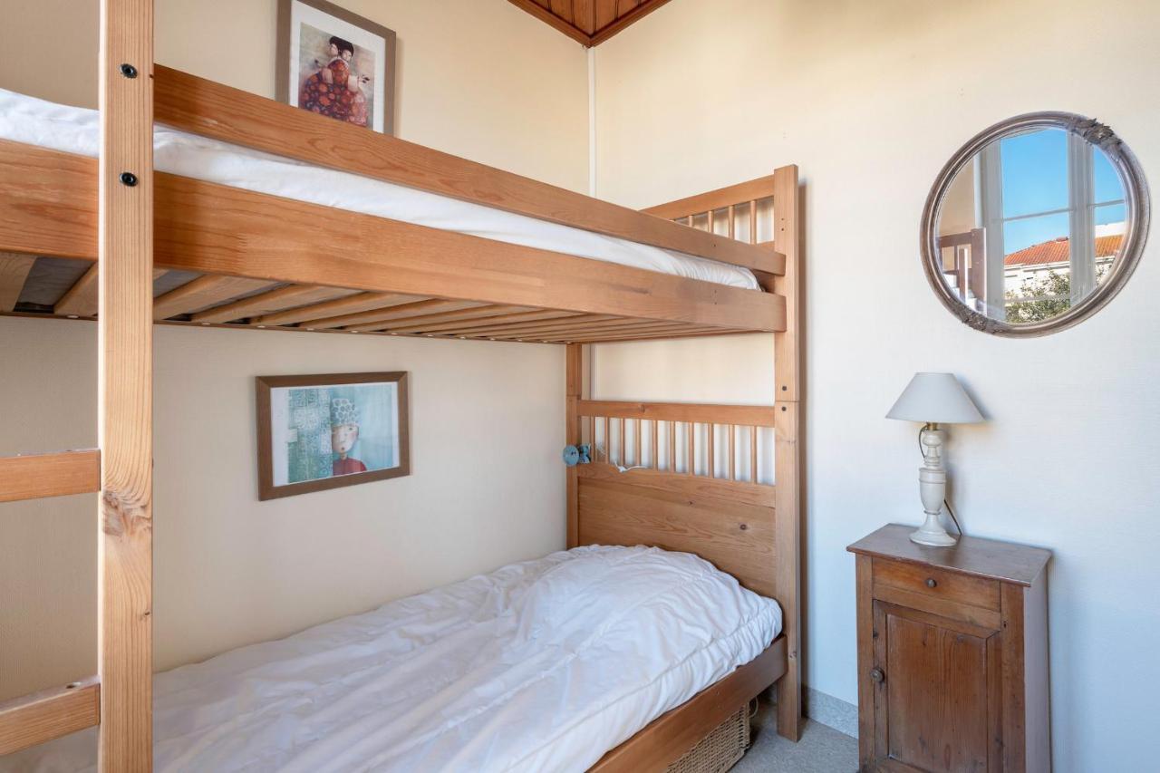 Demeure Familiale De Prefailles Pour 12 Personnes Villa Bagian luar foto